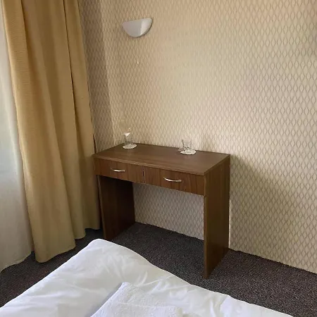 Hotel Loznitsa 호텔