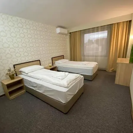 Hotel Loznitsa 호텔 *