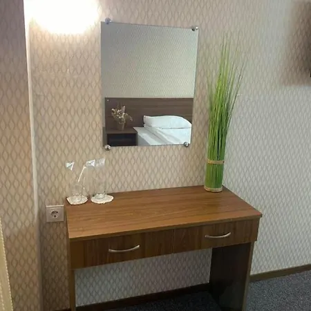 호텔 Hotel Loznitsa *
