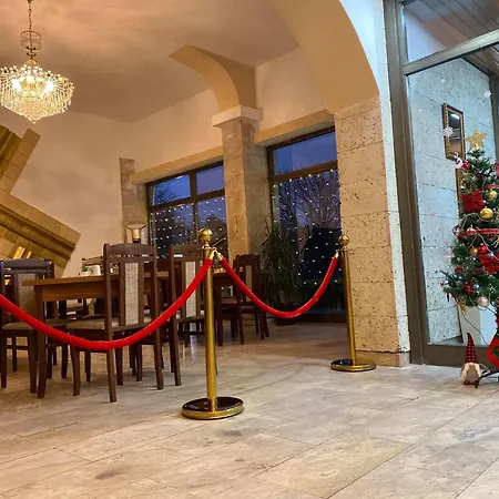 Hotel Loznitsa 호텔